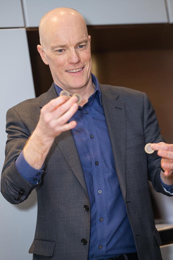 darren delaney magician coins