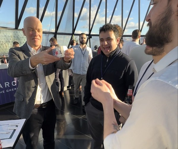 Darren Delaney performing magic at Searcys at The Gherkin